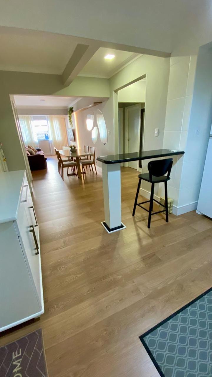 Apartamento Vista Mar Com 3 *